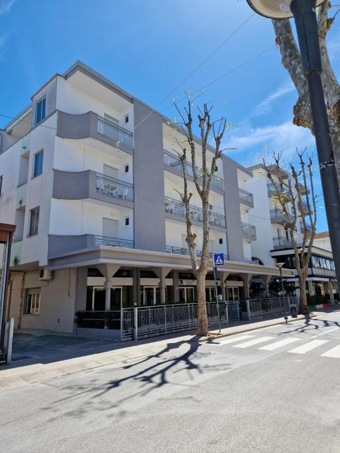 Hotel Venezia Beach San Mauro Mare Extérieur photo